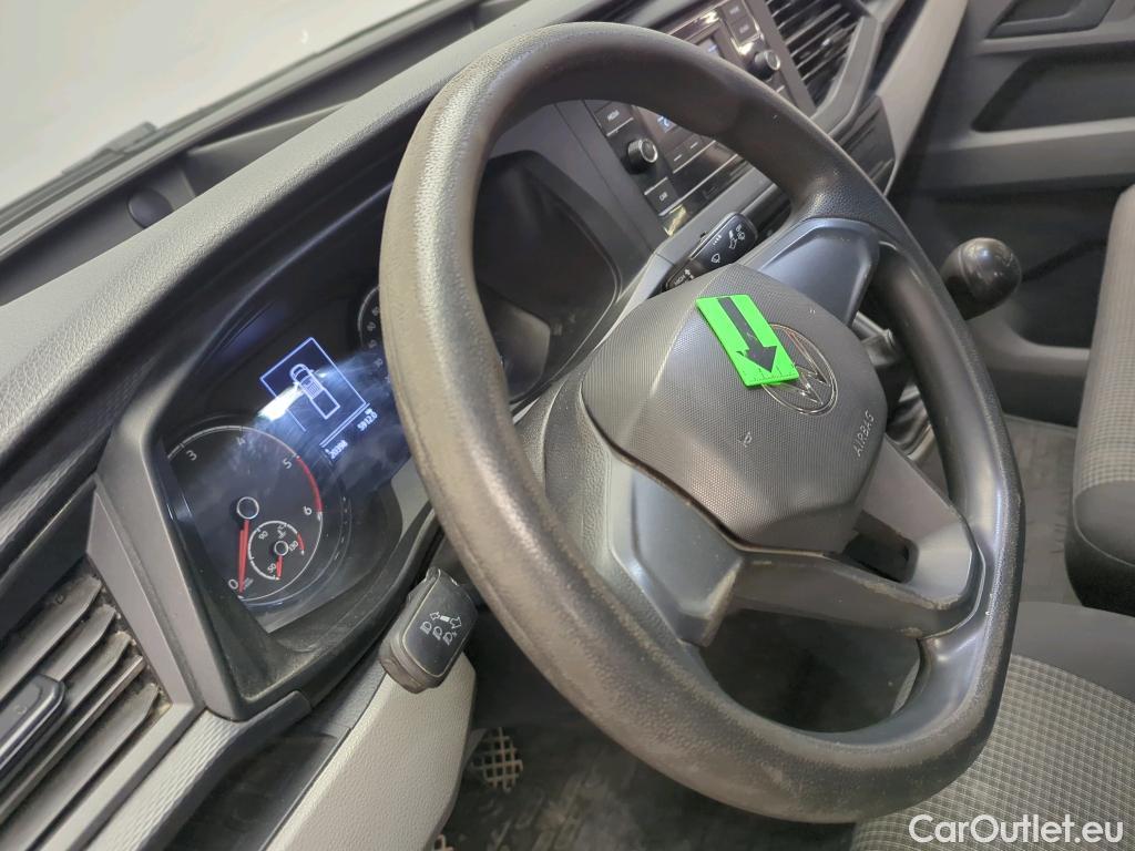  Volkswagen  Transporter CD LR 2.0 TDI 81KW #63