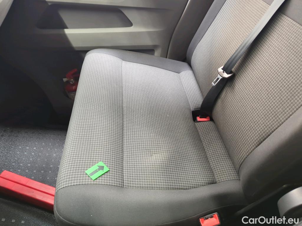  Volkswagen  Transporter KR 2.0 TDI 81KW #39