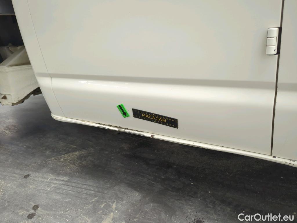  Volkswagen  Transporter CD LR 2.0 TDI 81KW #31
