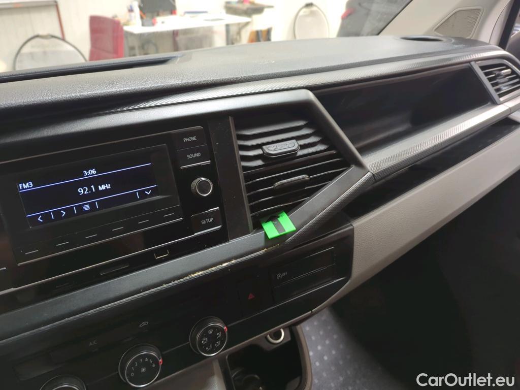  Volkswagen  Transporter KR 2.0 TDI 81KW #27