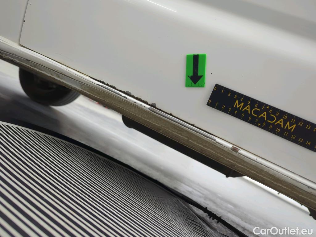  Volkswagen  Transporter CD LR 2.0 TDI 81KW #32