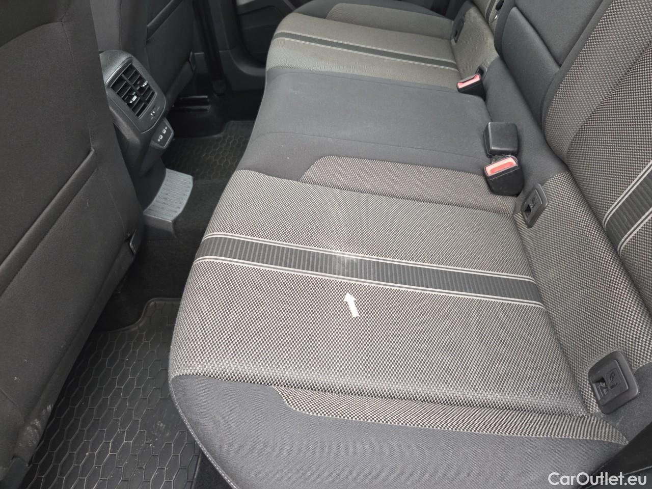  Volkswagen  T-ROC Design 1.5 TSI DSG #52