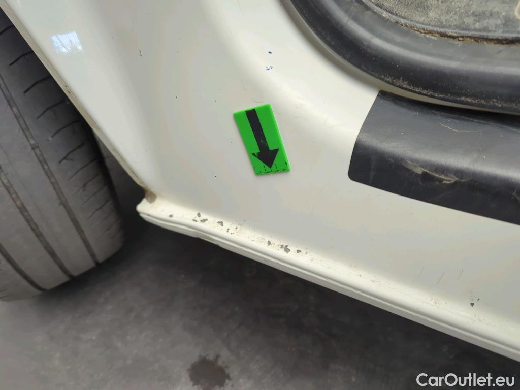  Volkswagen  Transporter CD LR 2.0 TDI 81KW #42
