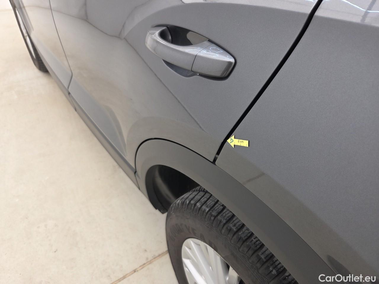  Volkswagen  T-ROC Design 1.5 TSI DSG #32