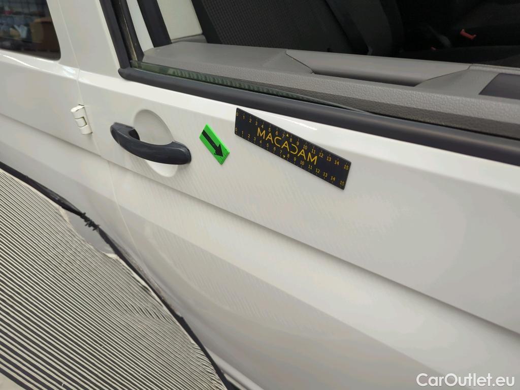  Volkswagen  Transporter CD LR 2.0 TDI 81KW #16
