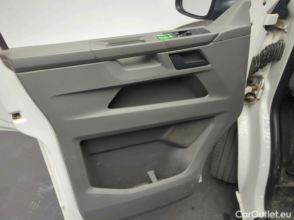  Volkswagen  Transporter CD LR 2.0 TDI 81KW #59