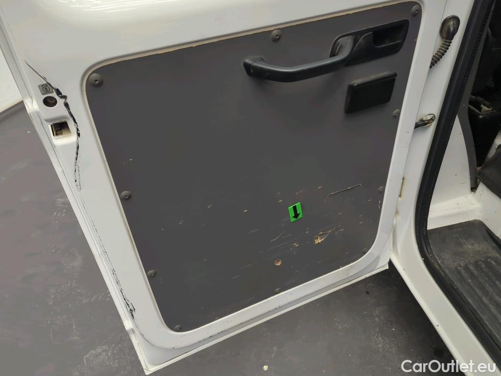  Volkswagen  Transporter CD LR 2.0 TDI 81KW #39