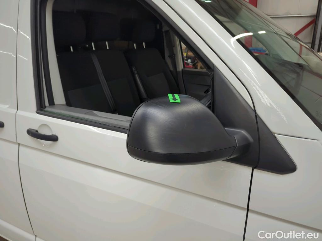  Volkswagen  Transporter KR 2.0 TDI 81KW #47