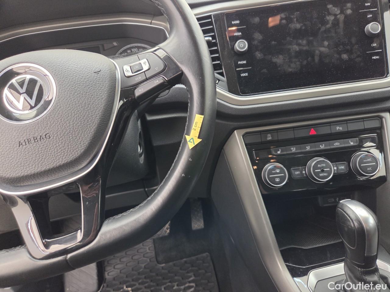  Volkswagen  T-ROC Design 1.5 TSI DSG #50