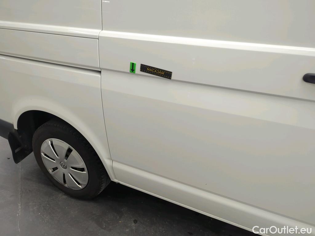 Volkswagen  Transporter KR 2.0 TDI 81KW #9