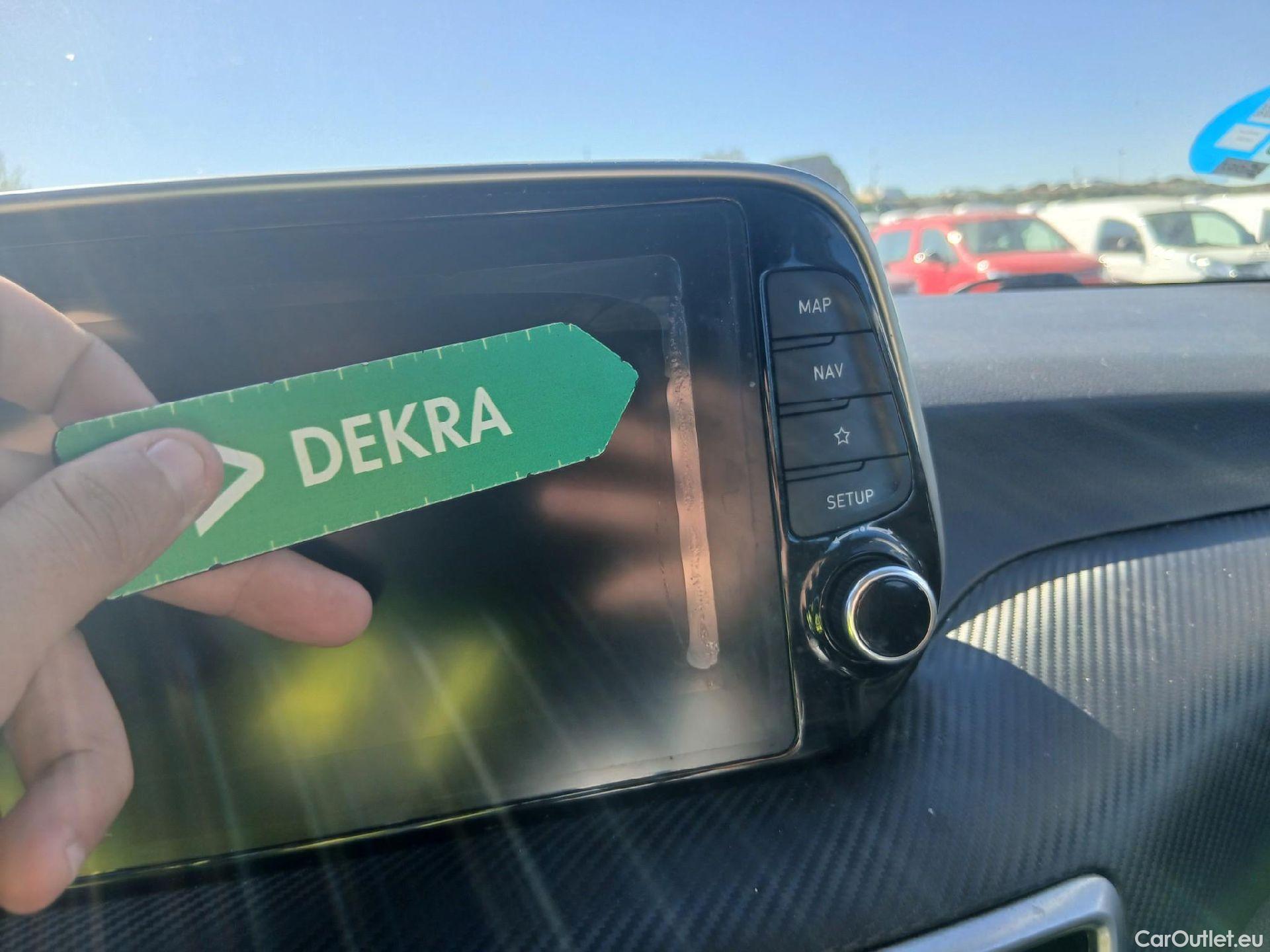  Hyundai  Tucson HYUNDAI  / 2018 / 5P / todoterreno 1.6 CRDI 85kW (116CV) 48V SLE 4X2(SP)(SL) #16