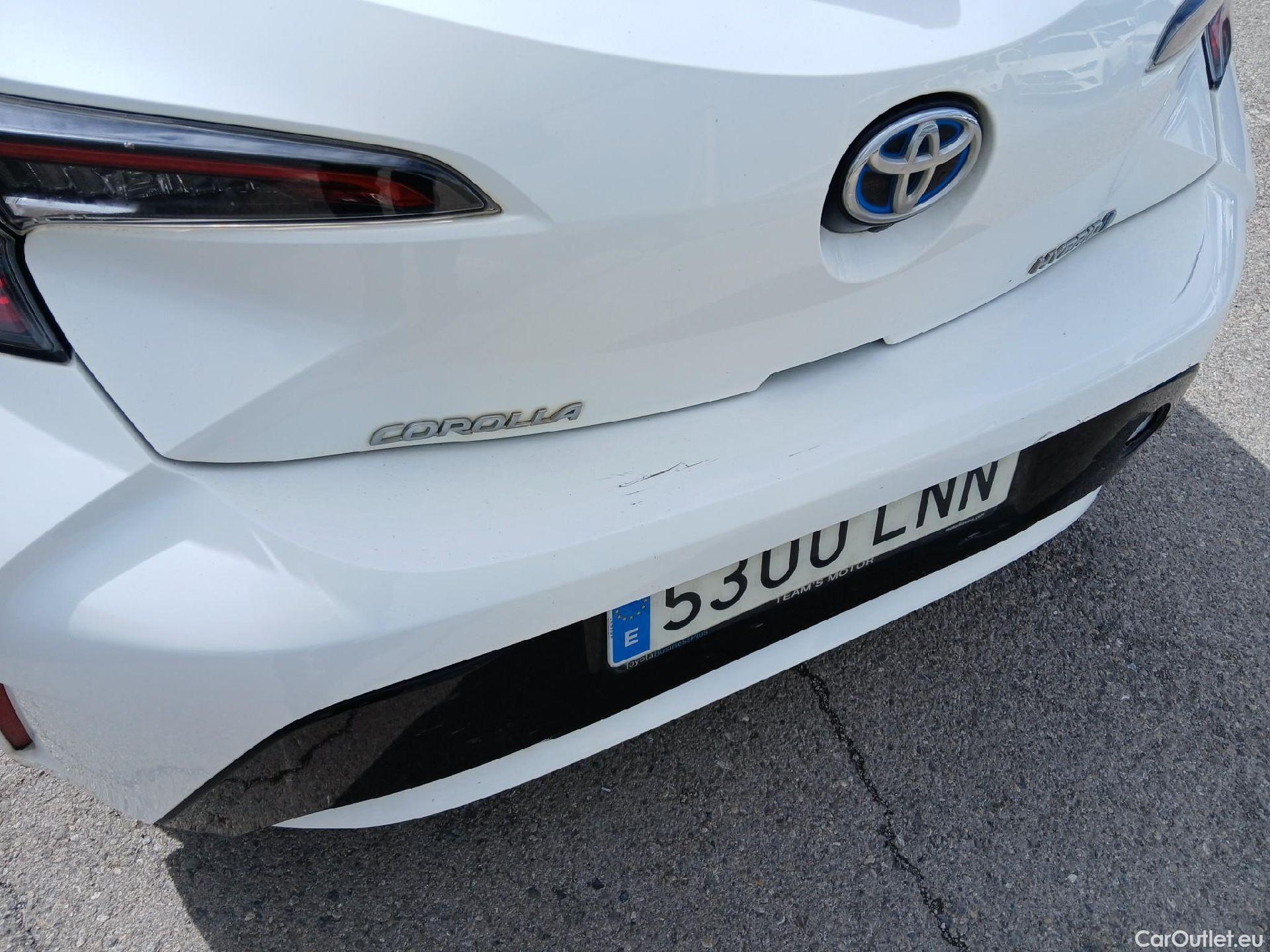  Toyota  Corolla TOYOTA  / 2019 / 5P / berlina con portón 1.8 125H BUSINESS PLUS E-CVT #24