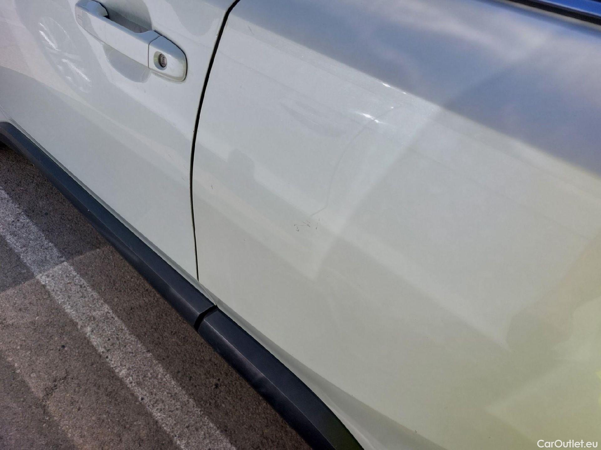  Toyota  C-HR TOYOTA  / 2019 / 5P / todoterreno 2.0 180H Advance #10