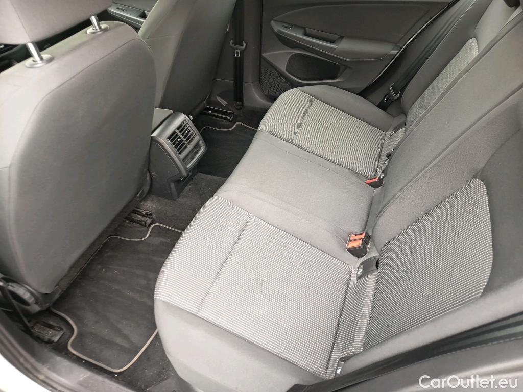  Volkswagen  Golf  VOLKSWAGEN / 2020 / 5P / berlina con portón 2.0 TDI 85kW (115CV) #10