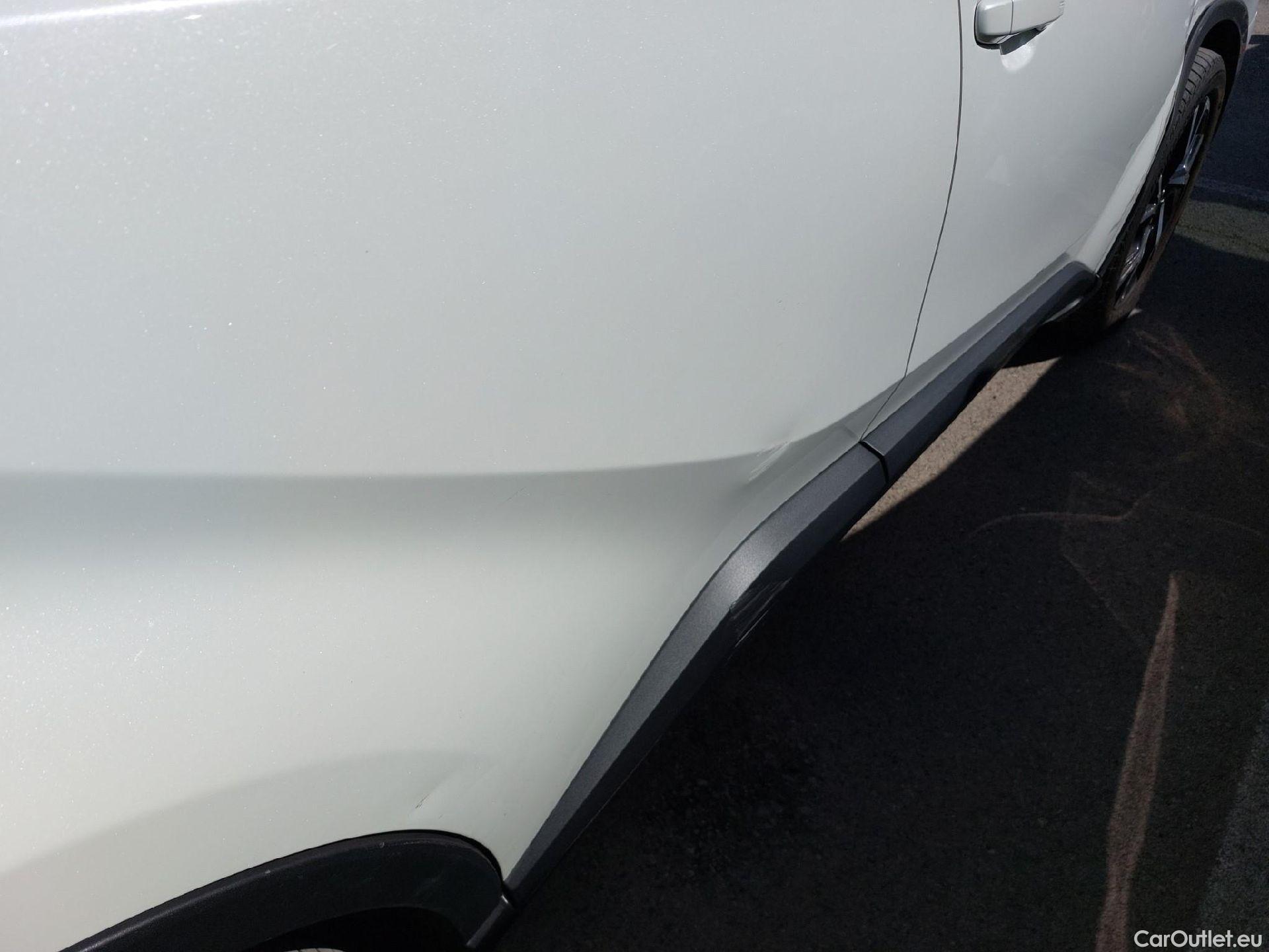  Toyota  C-HR TOYOTA  / 2019 / 5P / todoterreno 2.0 180H Advance #22