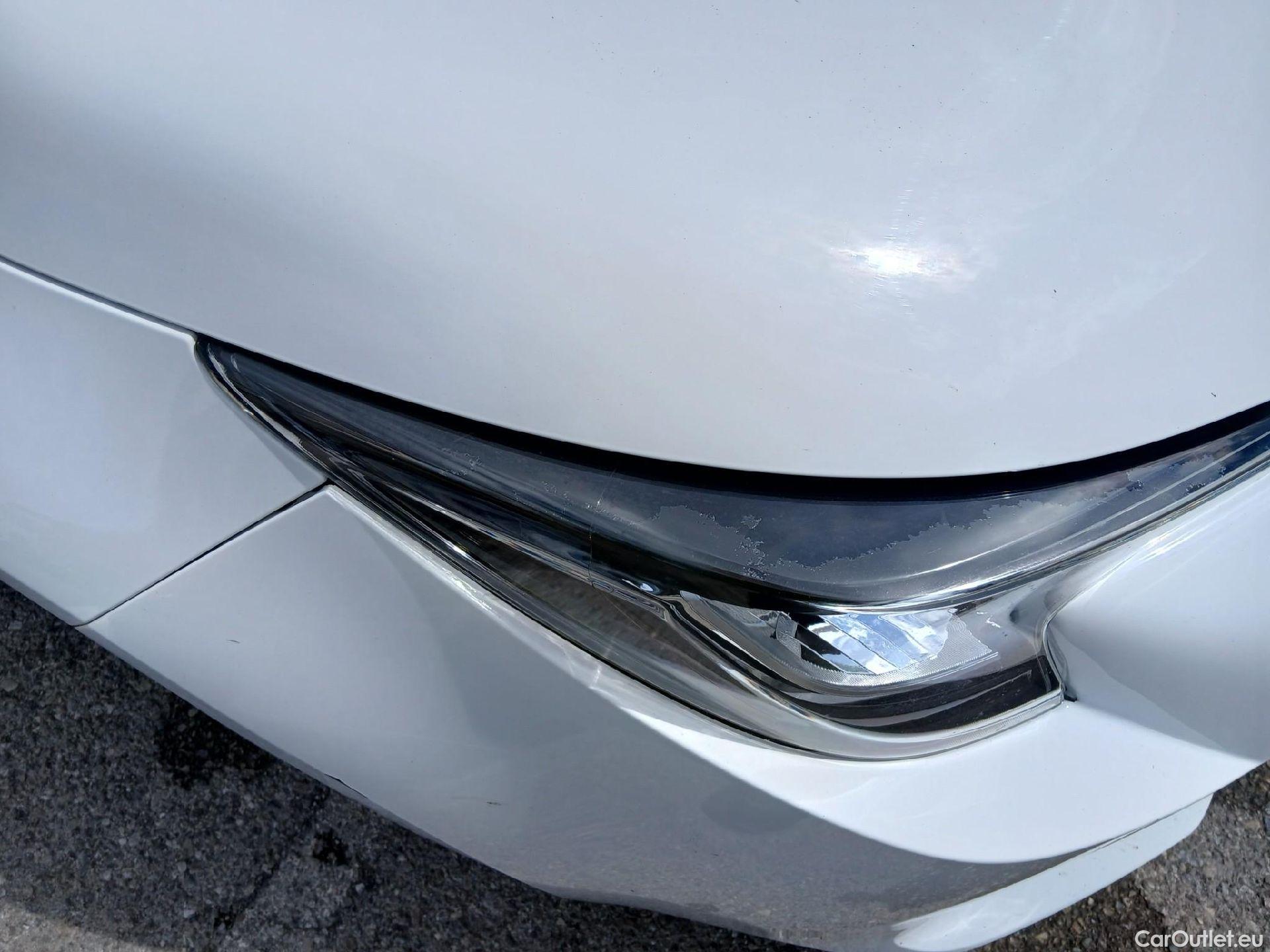  Toyota  Corolla TOYOTA  / 2019 / 5P / berlina con portón 1.8 125H BUSINESS PLUS E-CVT #3
