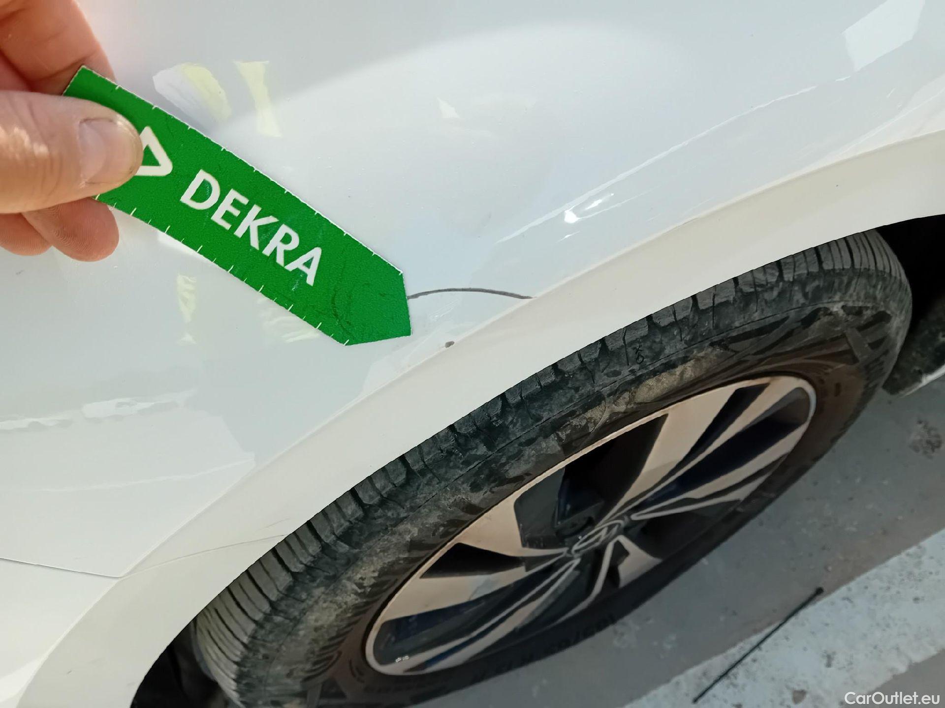  Volkswagen  Polo VOLKSWAGEN  / 2017 / 5P / berlina con portón Advance 1.6 TDI 70kW (95CV) #4