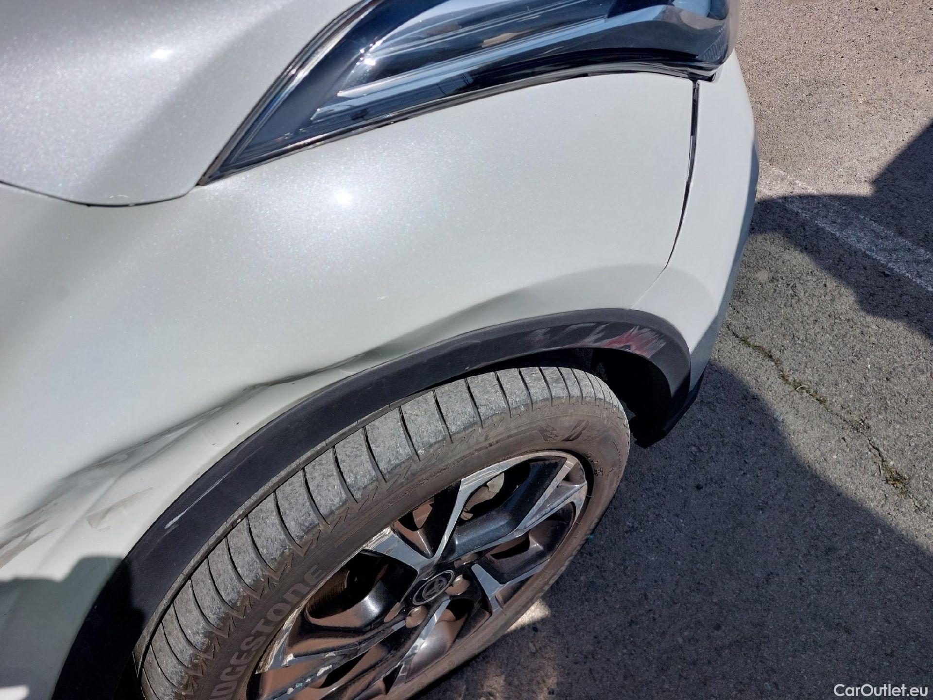  Toyota  C-HR TOYOTA  / 2019 / 5P / todoterreno 2.0 180H Advance #35