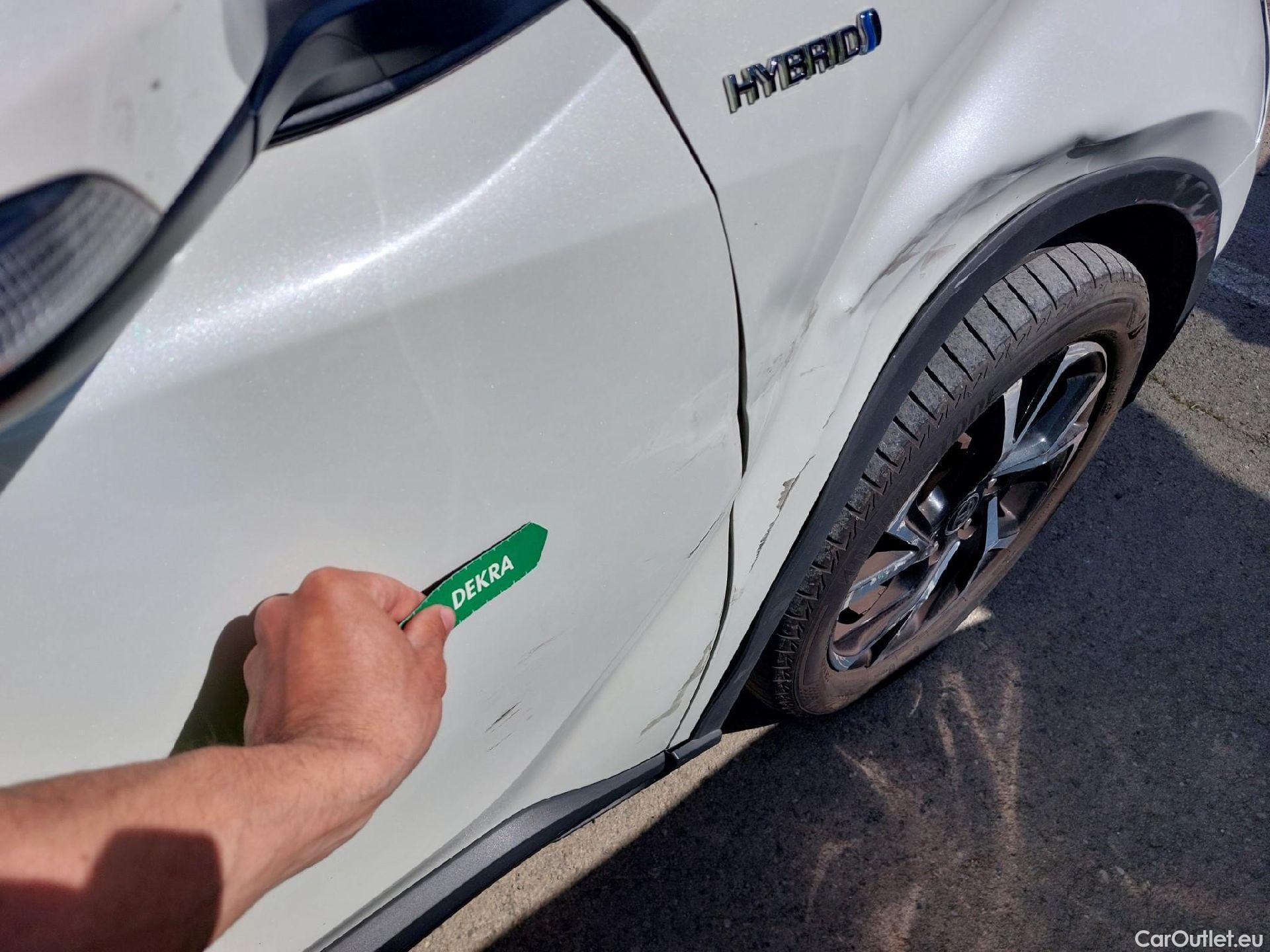  Toyota  C-HR TOYOTA  / 2019 / 5P / todoterreno 2.0 180H Advance #25