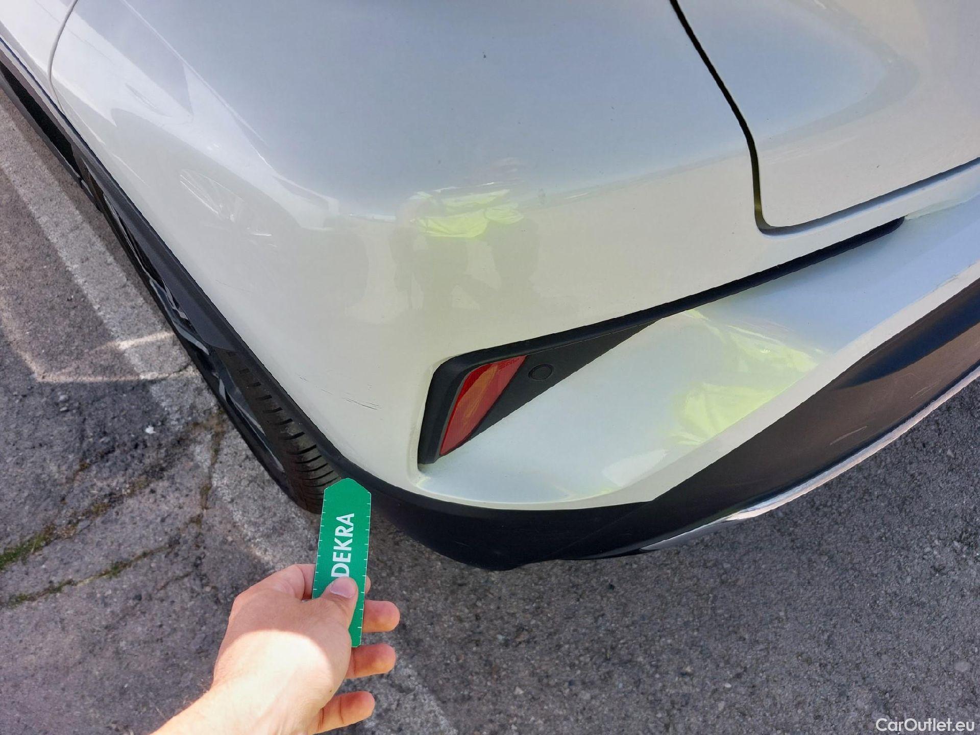  Toyota  C-HR TOYOTA  / 2019 / 5P / todoterreno 2.0 180H Advance #14