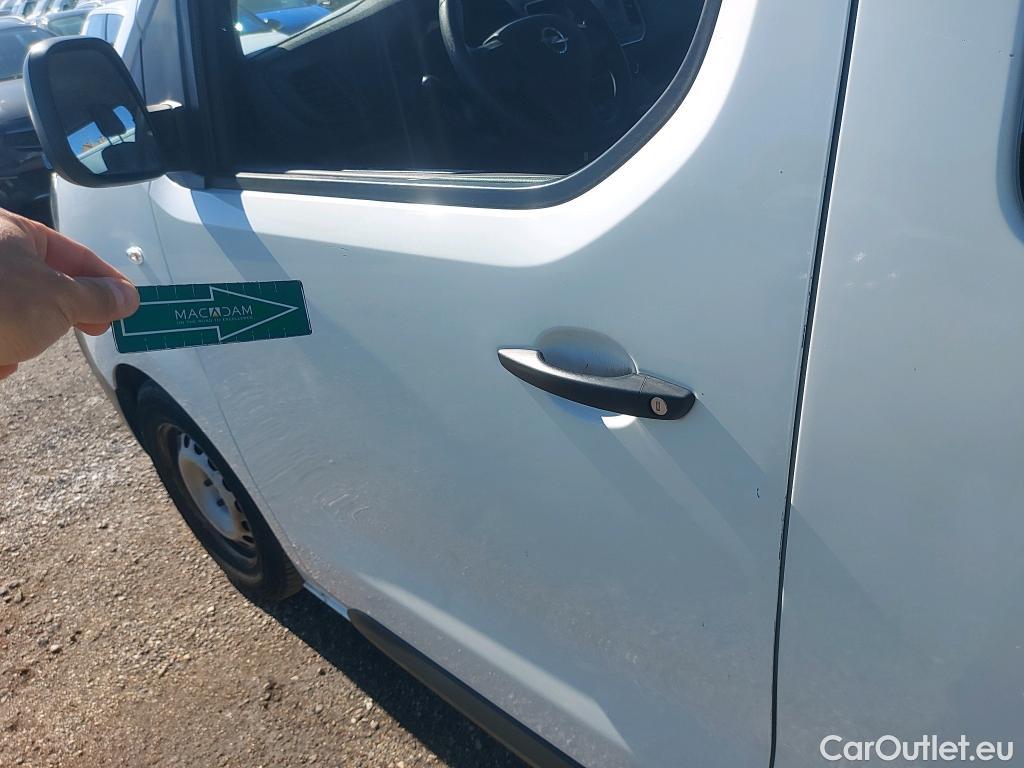  Opel  Vivaro OPEL  / 2019 / 4P / combi 1.5 Diésel 88kW (120CV) M Std Express #10