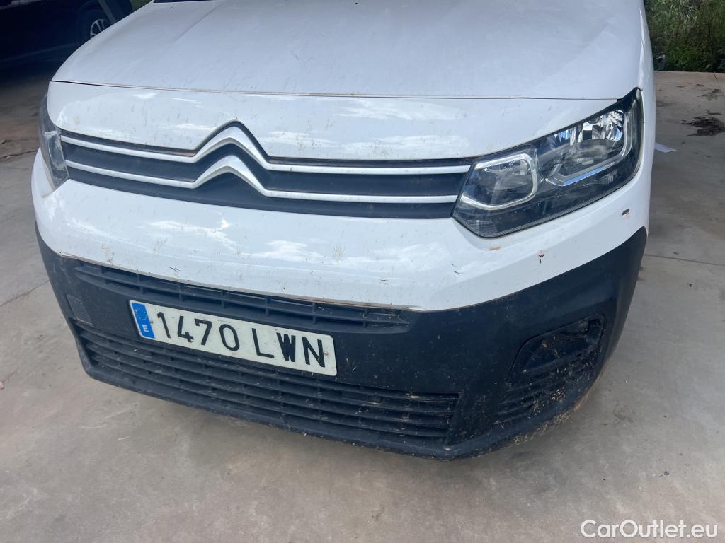  Citroen  Berlingo CITROEN  / 2018 / 3P / furgón derivado de turismo Talla M BlueHDi 100 CONTROL #32
