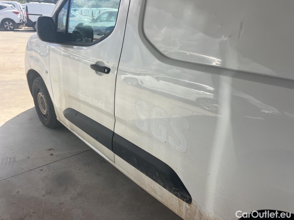  Citroen  Berlingo CITROEN  / 2018 / 3P / furgón derivado de turismo Talla M BlueHDi 100 CONTROL #8