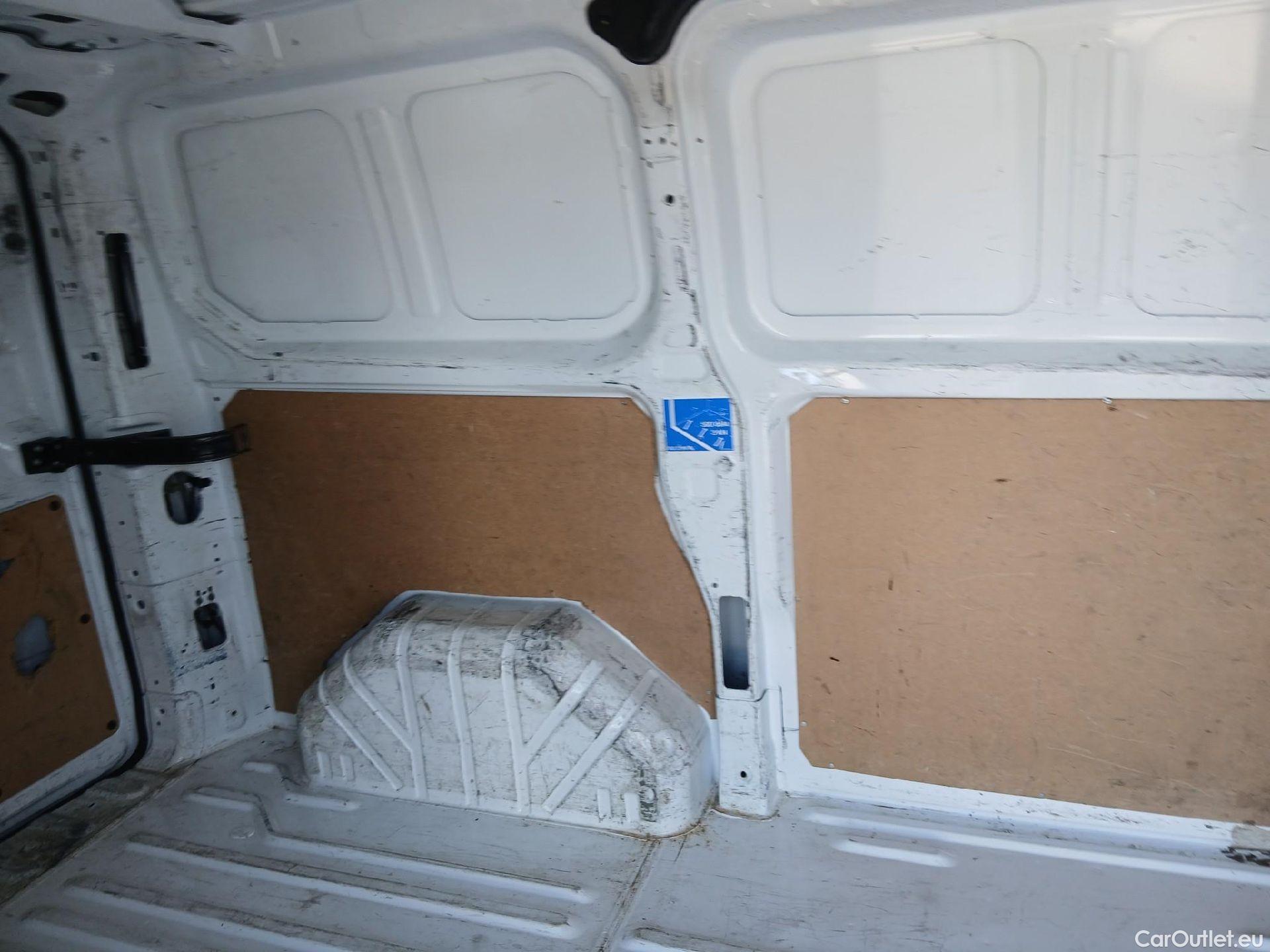  Ford  Transit FORD  Custom / 2012 / 4P / furgón Van 2.0 TDCI 77kW 280 L1 Ambiente #57