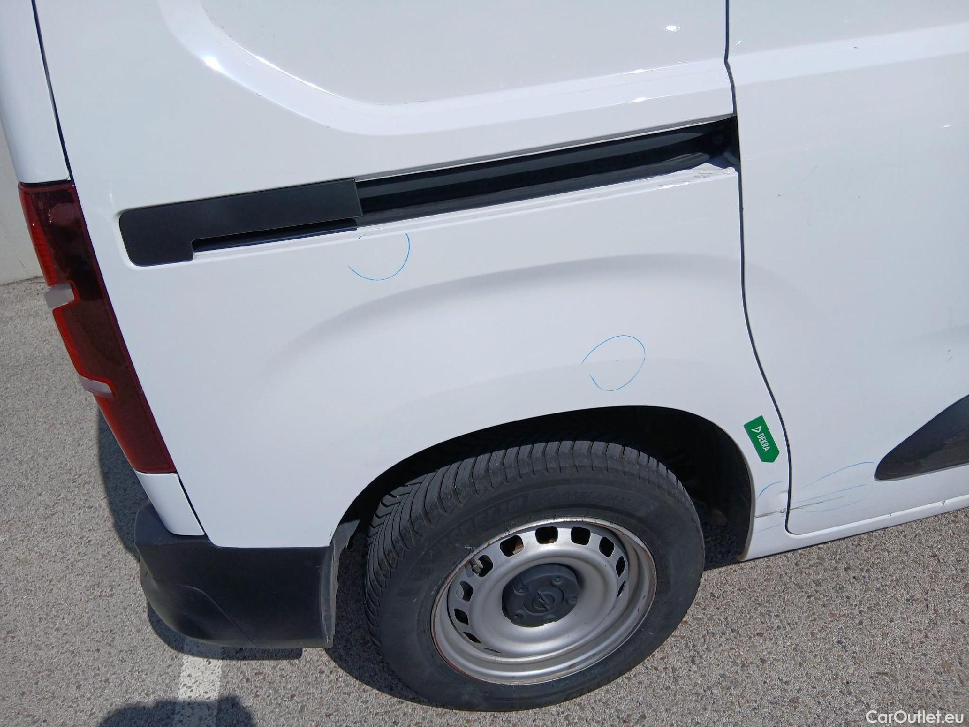  Opel  Combo OPEL  / 2018 / 4P / furgón derivado de turismo 1.5 TD 75kW (100CV) Select L H1 650kg #25