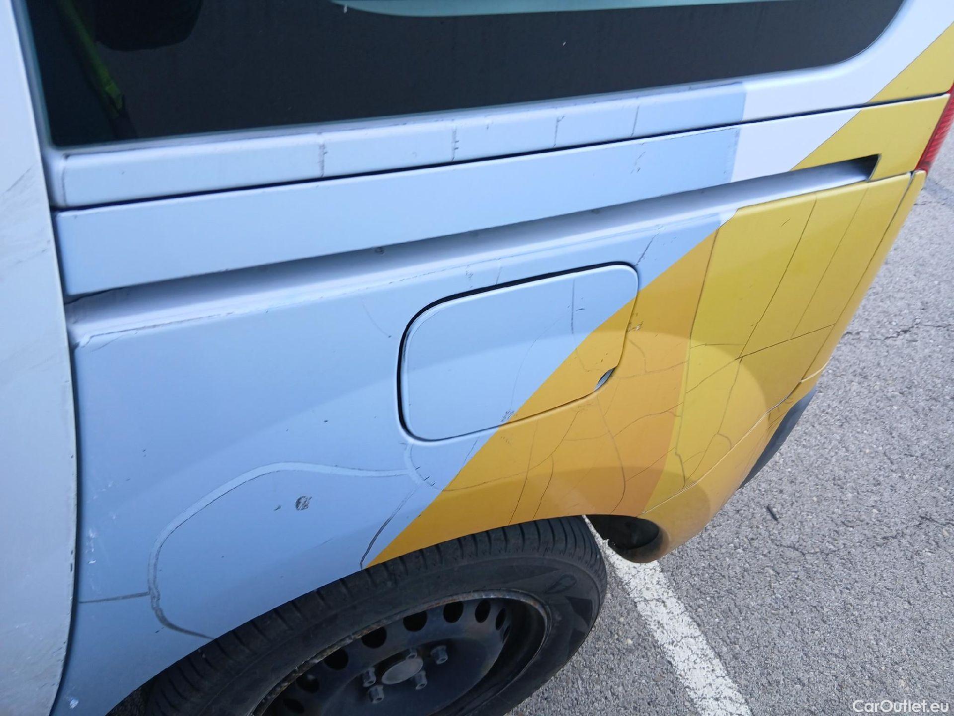  Renault  Kangoo RENAULT  COMBI VU 5p 2G combi Expression N1 Energy dCi 110 #31