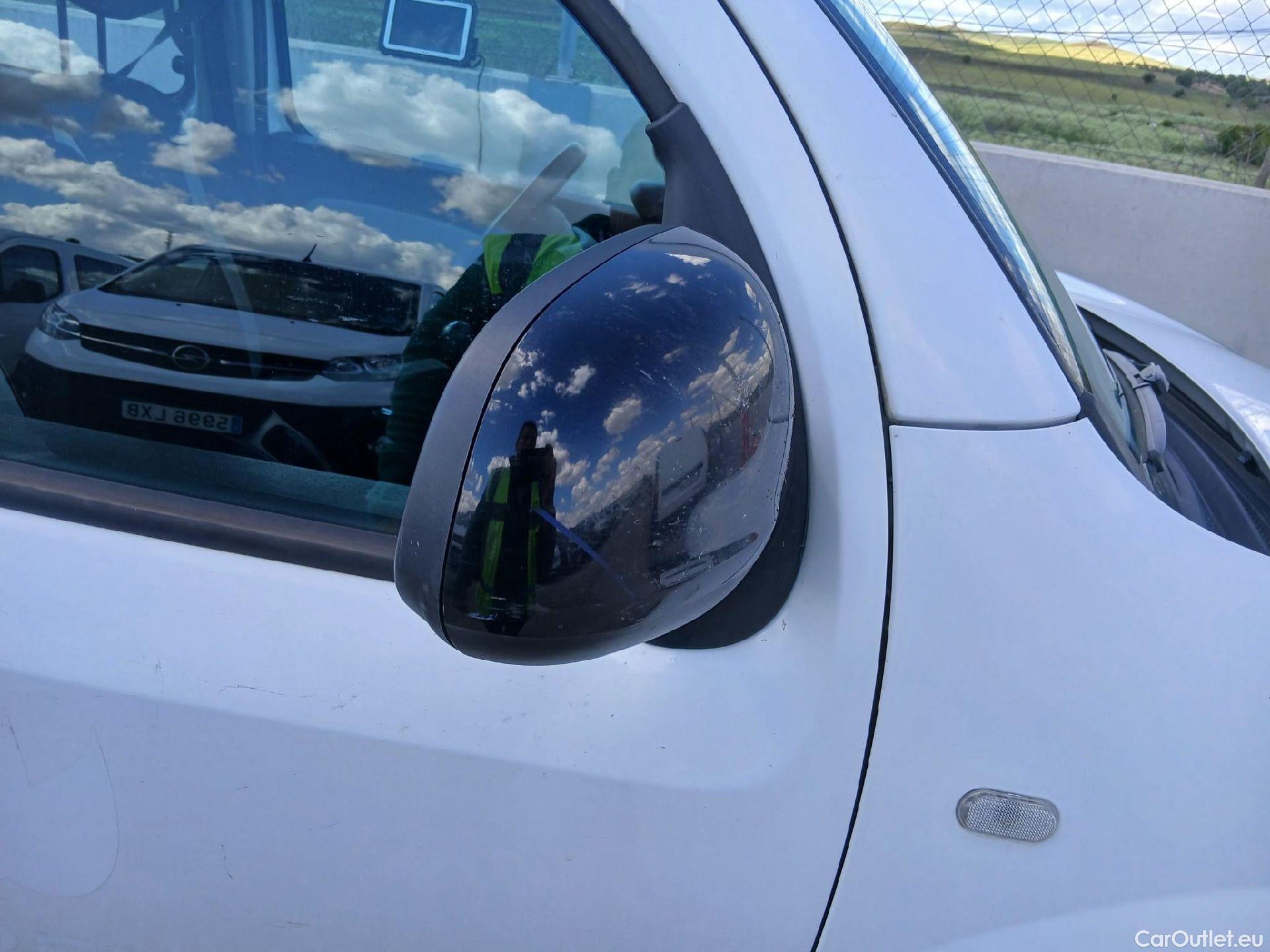 Renault  Kangoo RENAULT  COMBI VU 5p 2G combi Expression N1 Energy dCi 110 #51