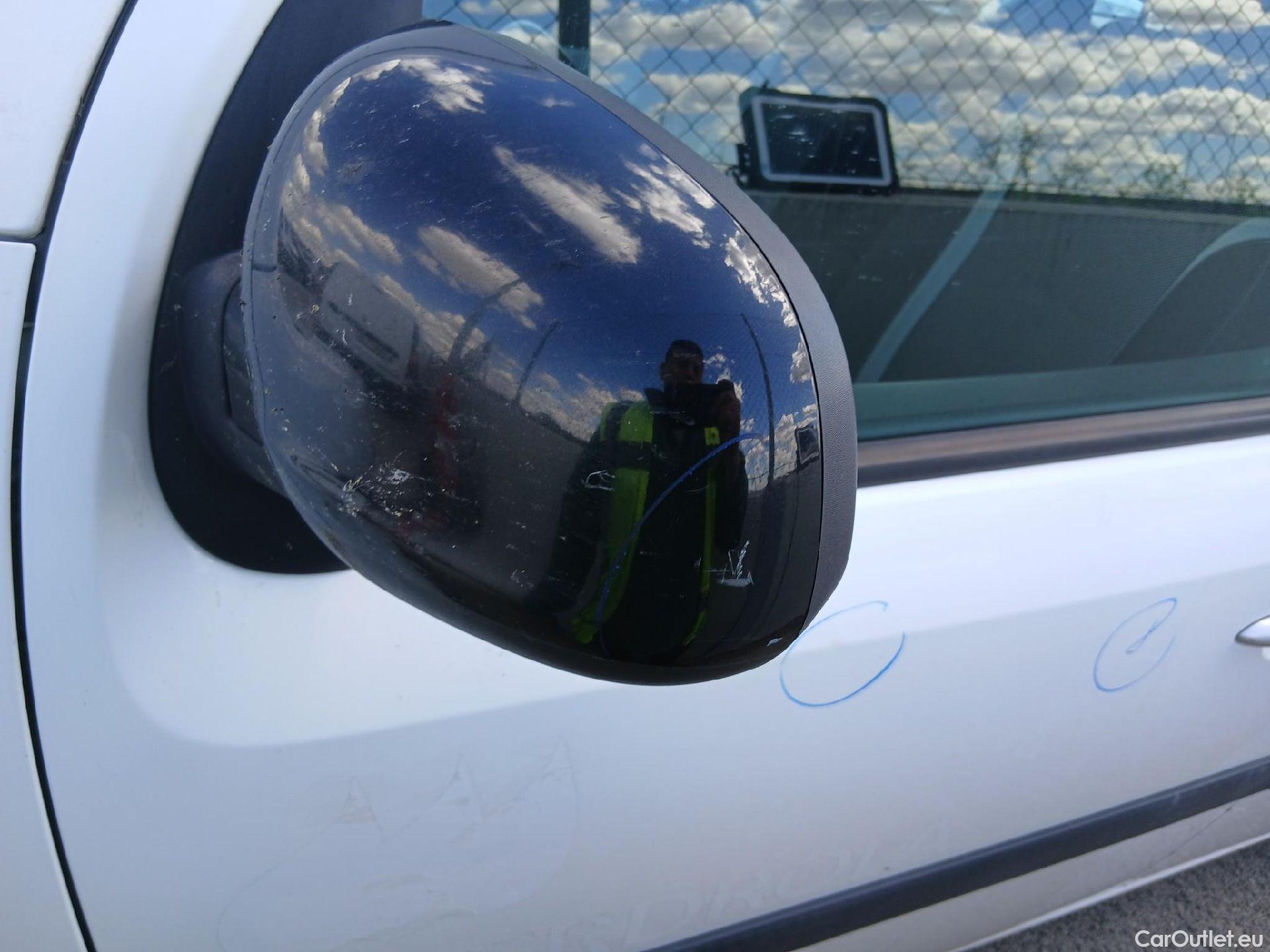  Renault  Kangoo RENAULT  COMBI VU 5p 2G combi Expression N1 Energy dCi 110 #25