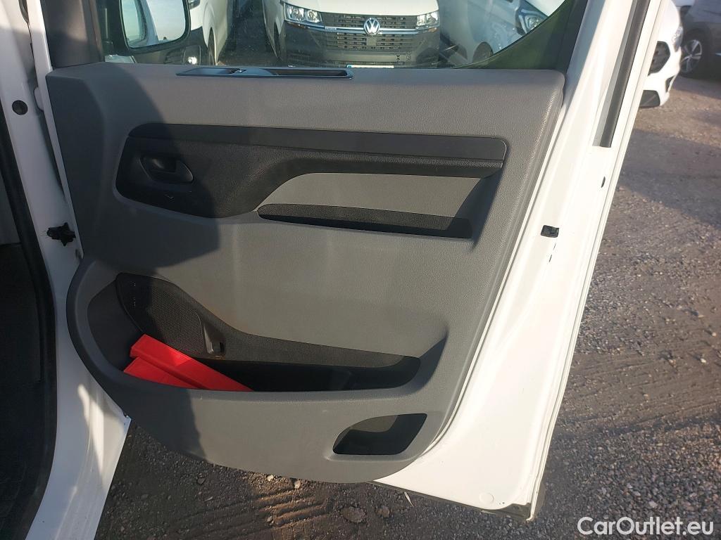  Opel  Vivaro OPEL  / 2019 / 4P / furgón 1.5 BlueHDi 74kW (100CV) M Std #30