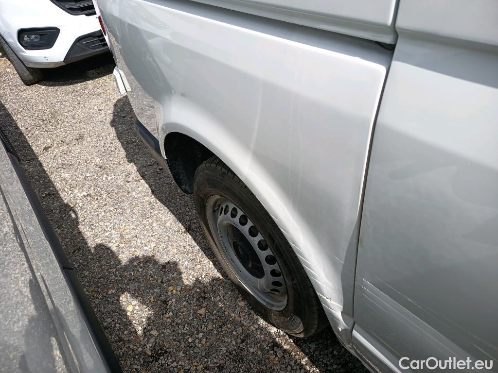  Land Rover  Discovery VOLKSWAGEN Transporter / 2020 / 4P / furgón Furgón Corto TN 2.0 TDI 110kW 4MO #1