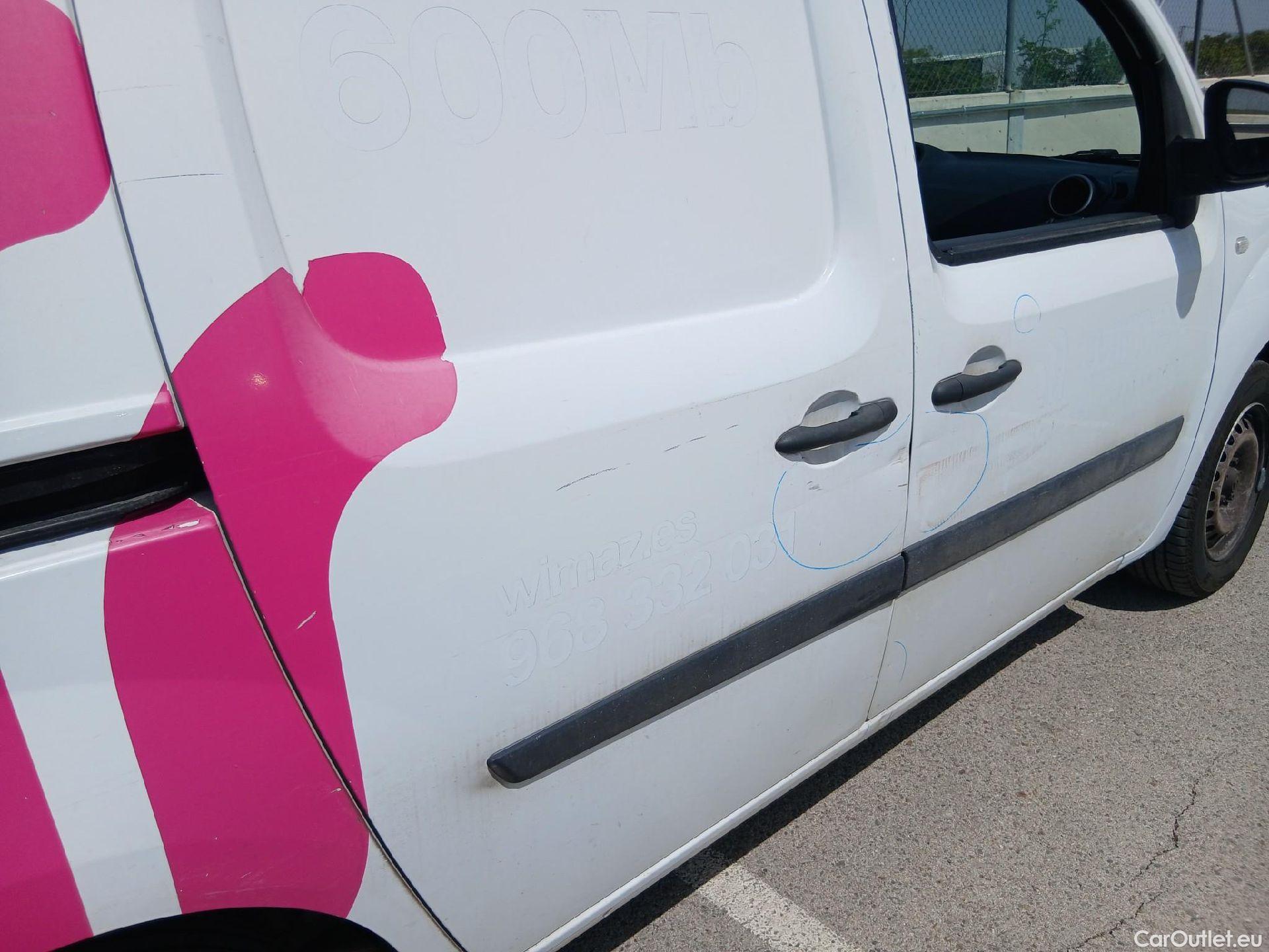  Renault  Kangoo RENAULT  Furgón/2013/3P/furgón derivado de turismo Profesional dCi 66 kW (90 CV) (CX) #25