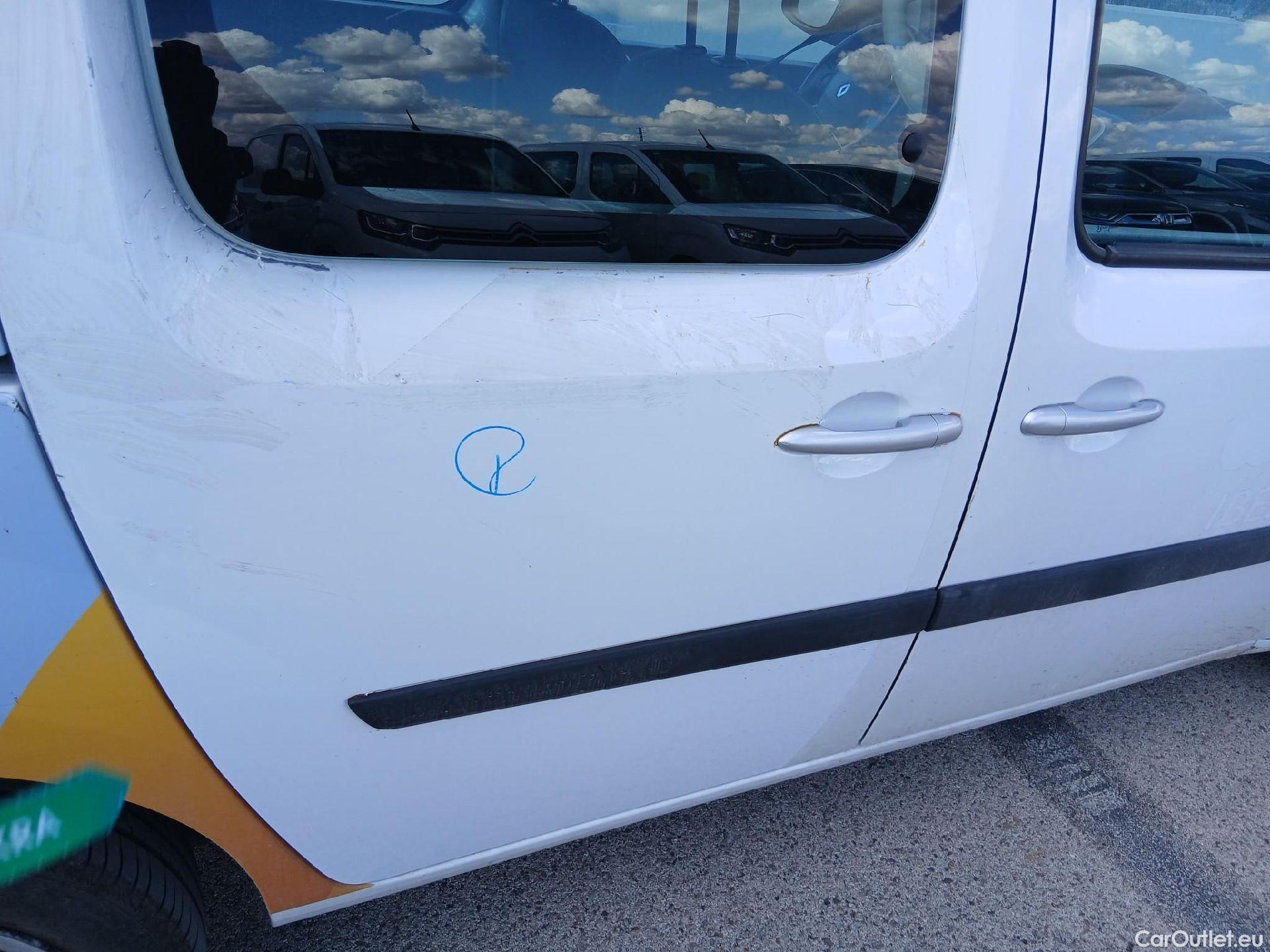  Renault  Kangoo RENAULT  COMBI VU 5p 2G combi Expression N1 Energy dCi 110 #48