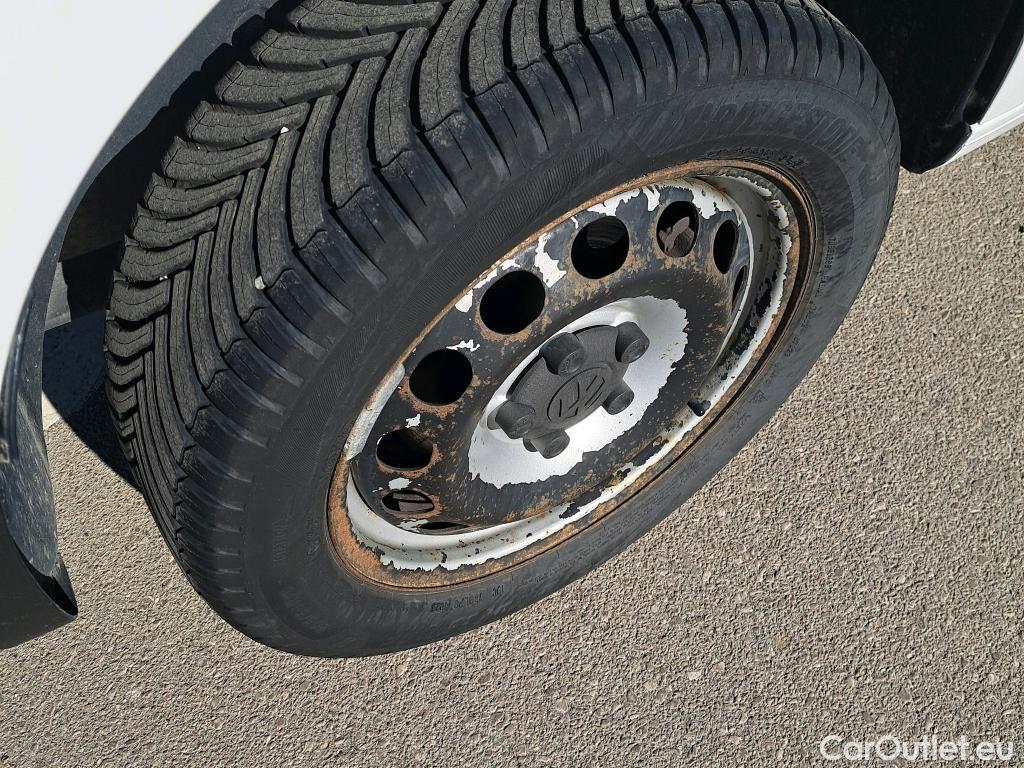  Volkswagen  Caddy VOLKSWAGEN  4p 4G monovolumen compacto Kombi 2.0 TDI SCR 4MOTION BMT 122CV #8