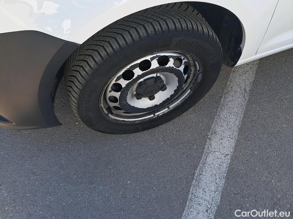  Volkswagen  Caddy VOLKSWAGEN  4p 4G monovolumen compacto Kombi 2.0 TDI SCR 4MOTION BMT 122CV #3