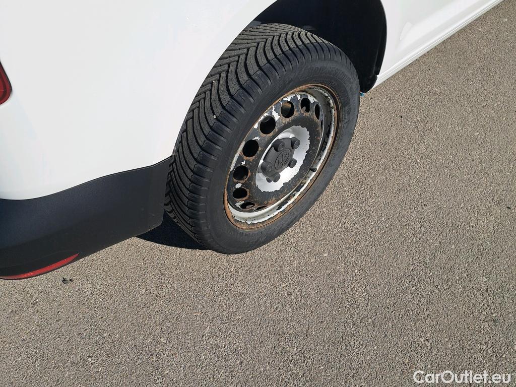  Volkswagen  Caddy VOLKSWAGEN  4p 4G monovolumen compacto Kombi 2.0 TDI SCR 4MOTION BMT 122CV #7