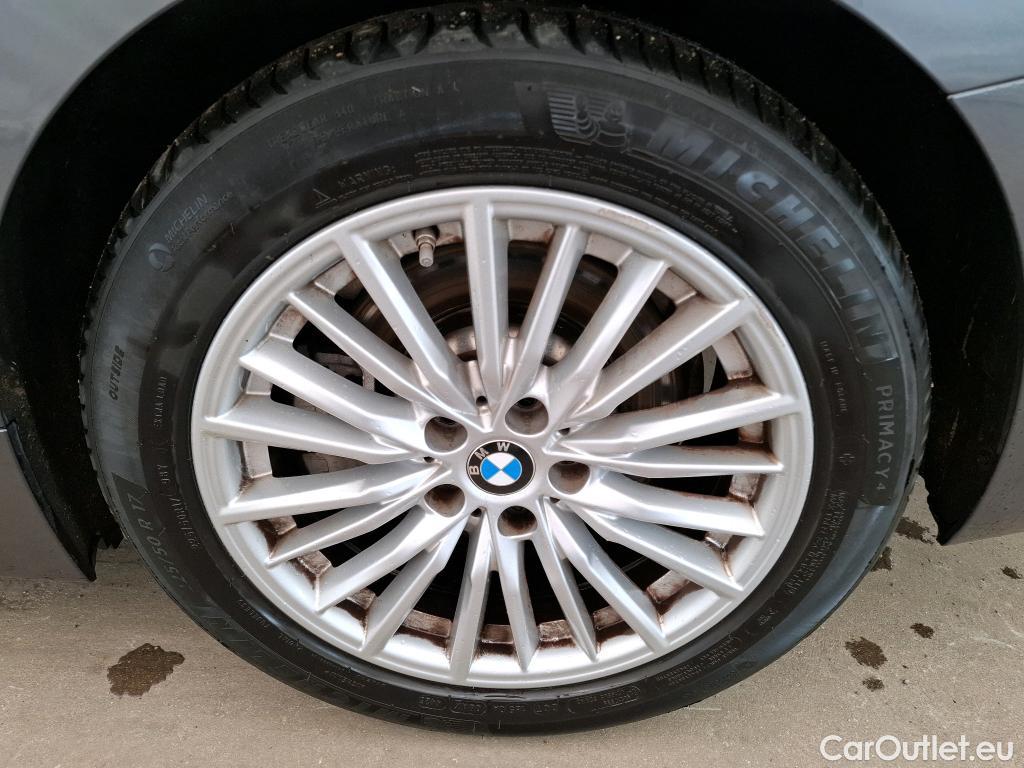  Bmw  Serie 3 BMW Série 3 Touring / 2019 / 5P / Break 330e xDrive 292ch Luxury BVA8 Hybride #19