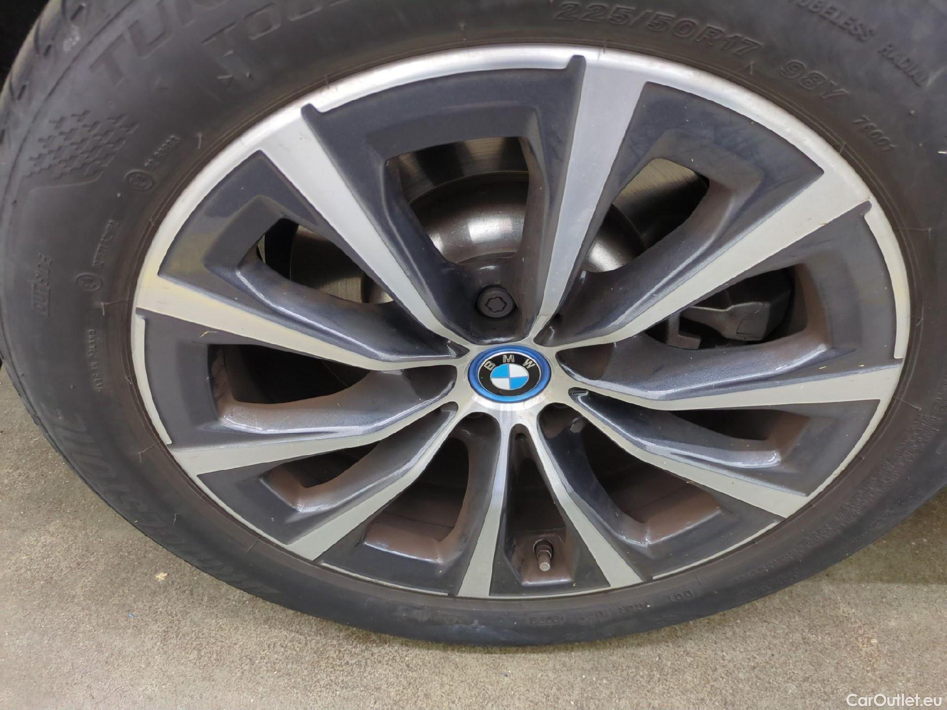  Bmw  Serie 3 BMW Série 3 Berline / 2022 / 4P / Berline 320e 204ch Business Design BVA8 Hybride #10