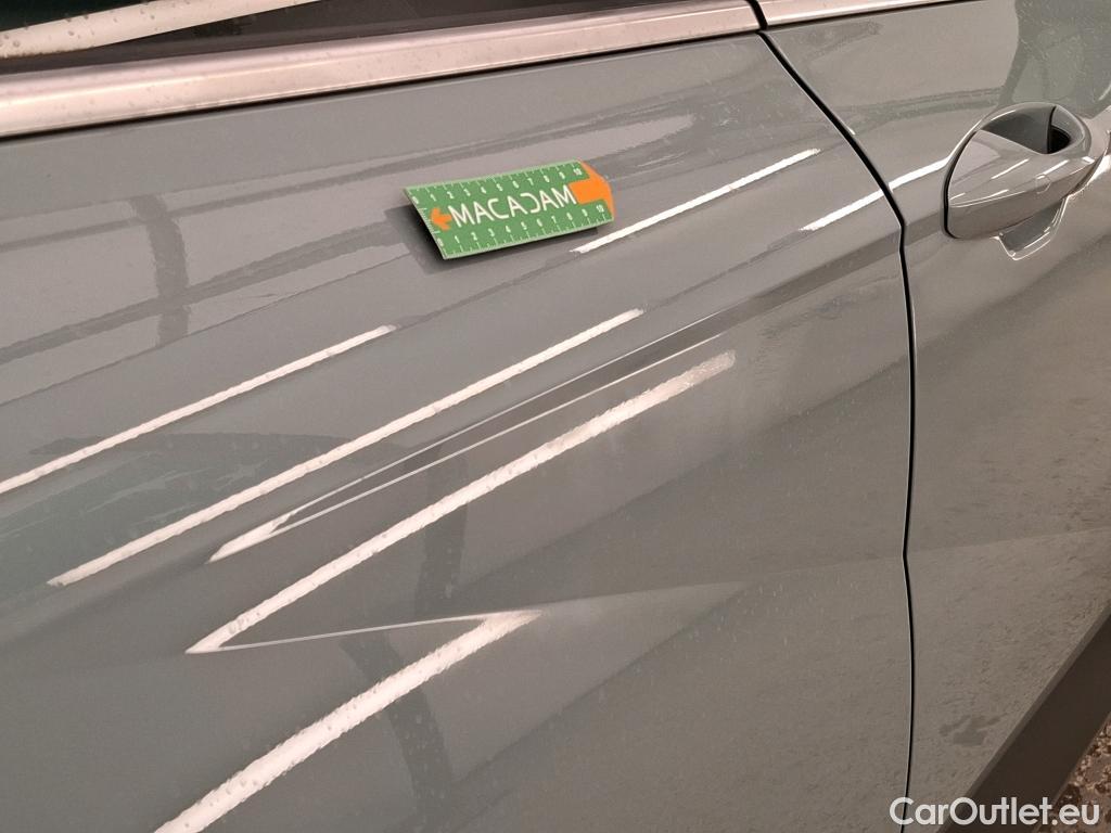  Hyundai  Konna Kona Executive Hybrid 2WD 1.6 T-GDI 140CV BVA6 E6d #2