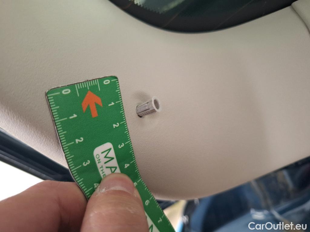  LYNK & Co  01 LYNK CO   2020  5P  SUV 15 261ch  Hybride Rechargeable OPERATION STOCK #27