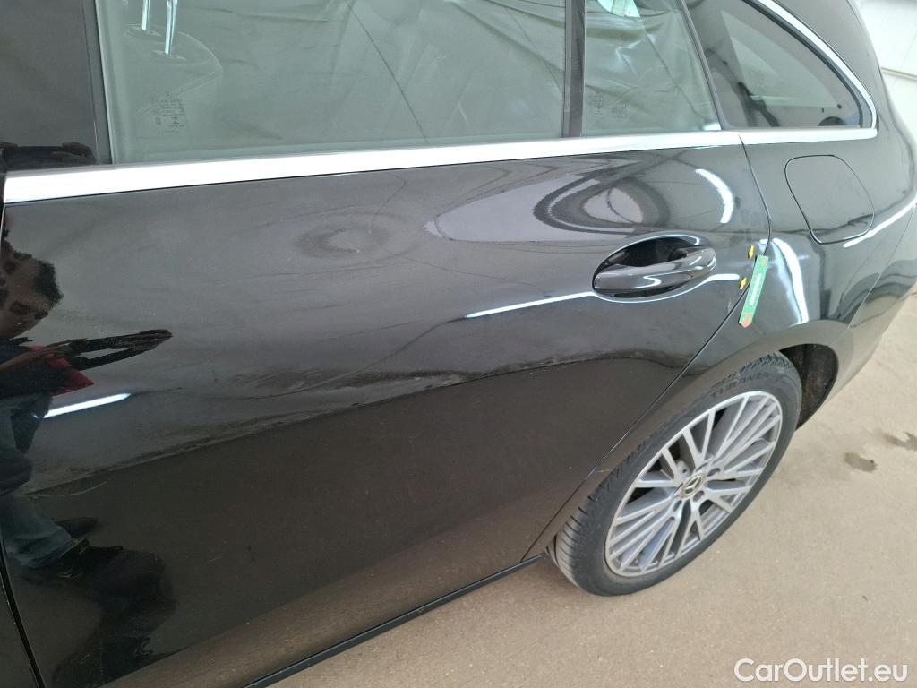  Mercedes  CLA-Klasse MERCEDES-BENZ CLA Shooting Brake / 2019 / 5P / Break CLA 250 e Business Line #38