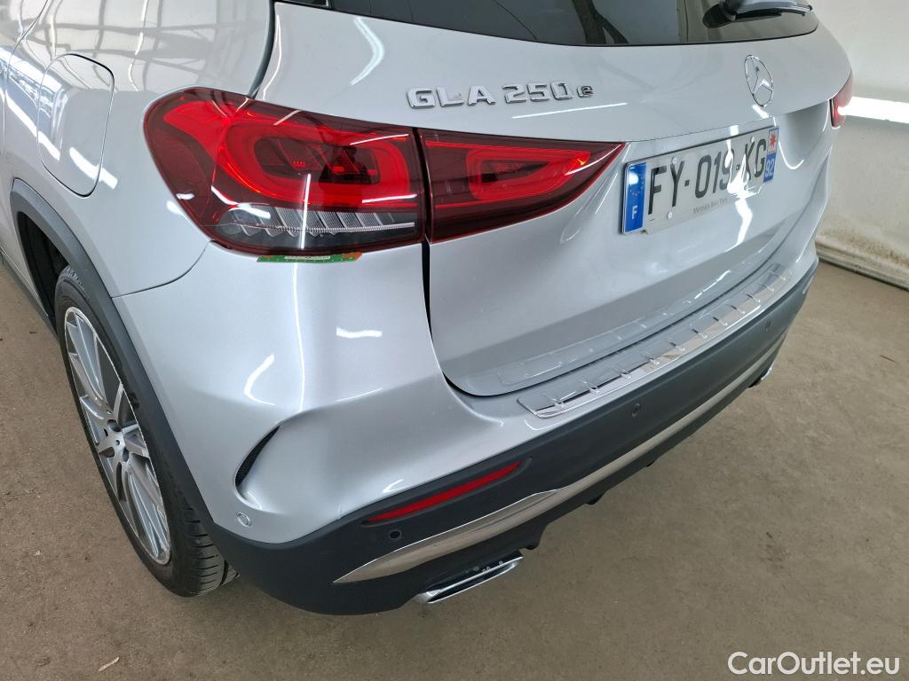  Mercedes  GLA MERCEDES-BENZ  / 2020 / 5P / SUV 1.3  250 e AMG LINE DCT #39