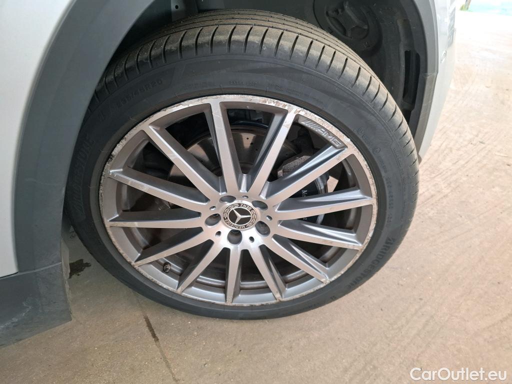  Mercedes  GLA MERCEDES-BENZ  / 2020 / 5P / SUV 1.3  250 e AMG LINE DCT #33