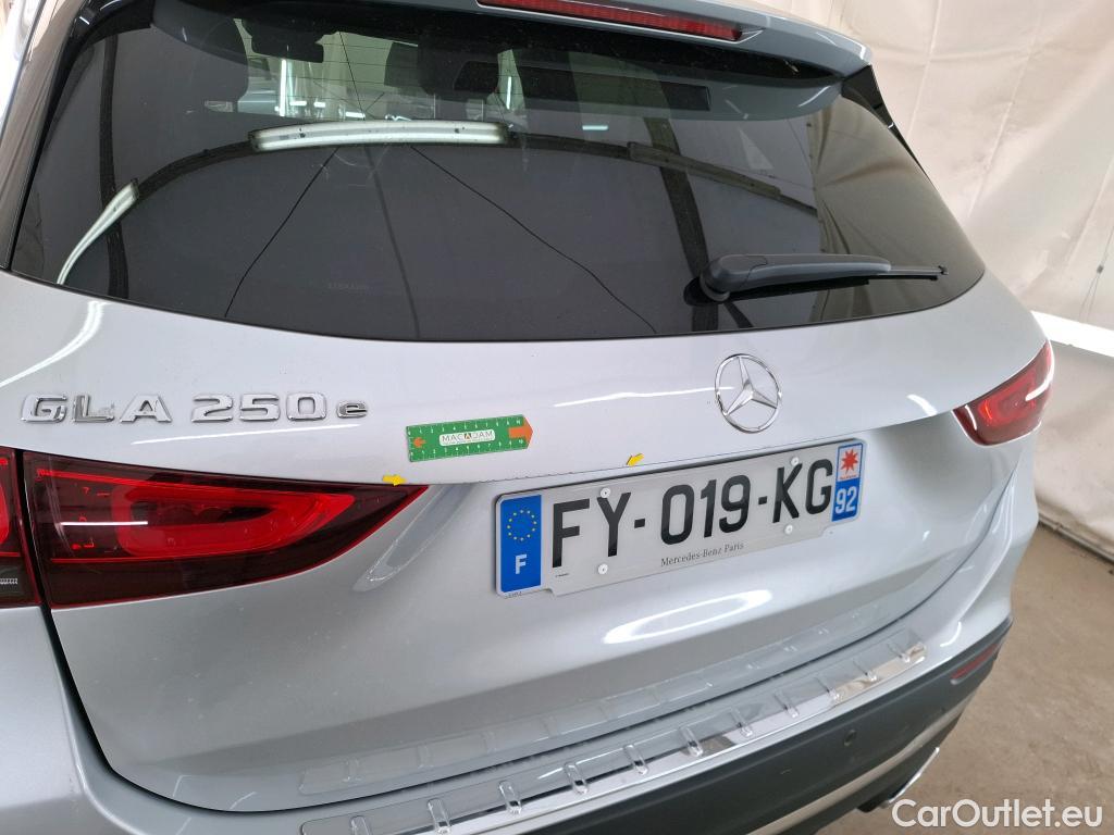  Mercedes  GLA MERCEDES-BENZ  / 2020 / 5P / SUV 1.3  250 e AMG LINE DCT #47