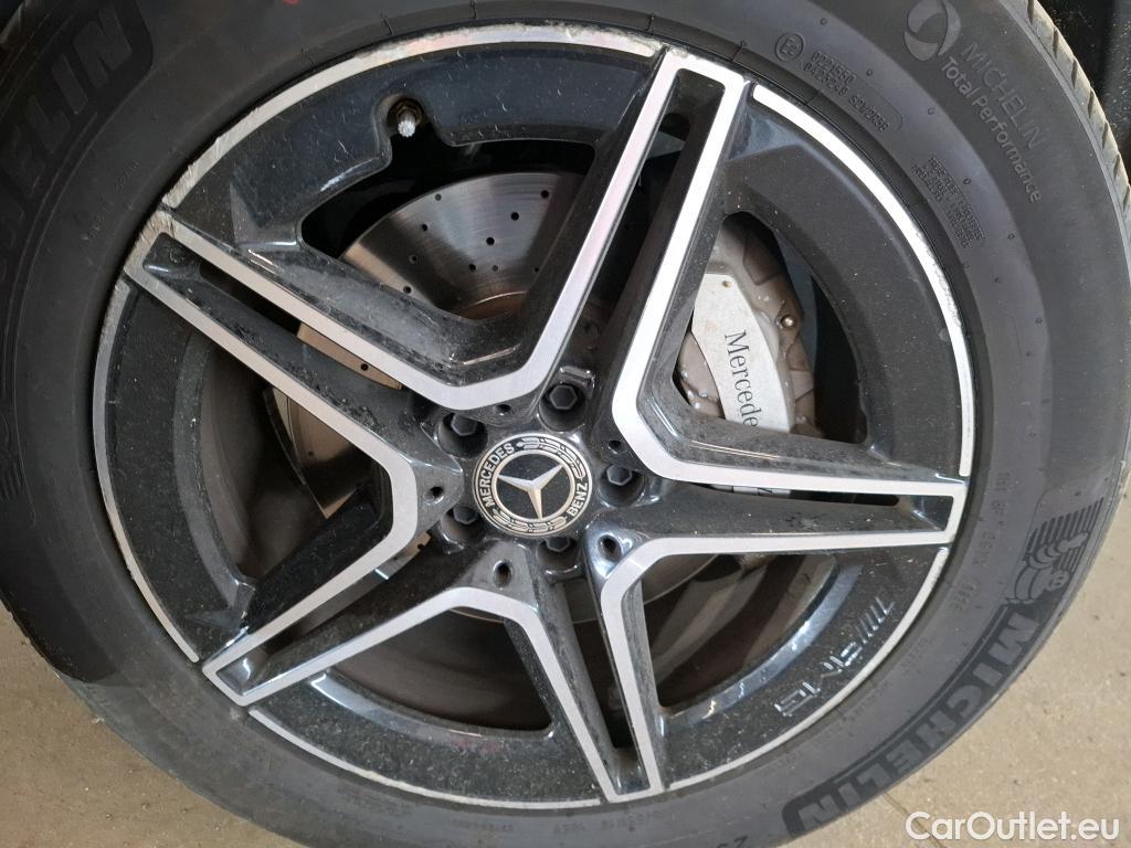  Mercedes  G-Klasee MERCEDES-BENZ GLC / 2019 / 5P / SUV 2.0 GLC 300 E AMG LINE 4MATIC #19