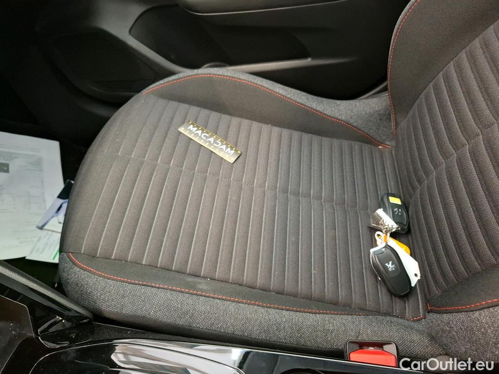  Peugeot  208  (e-) Active 50kWh BVA #19
