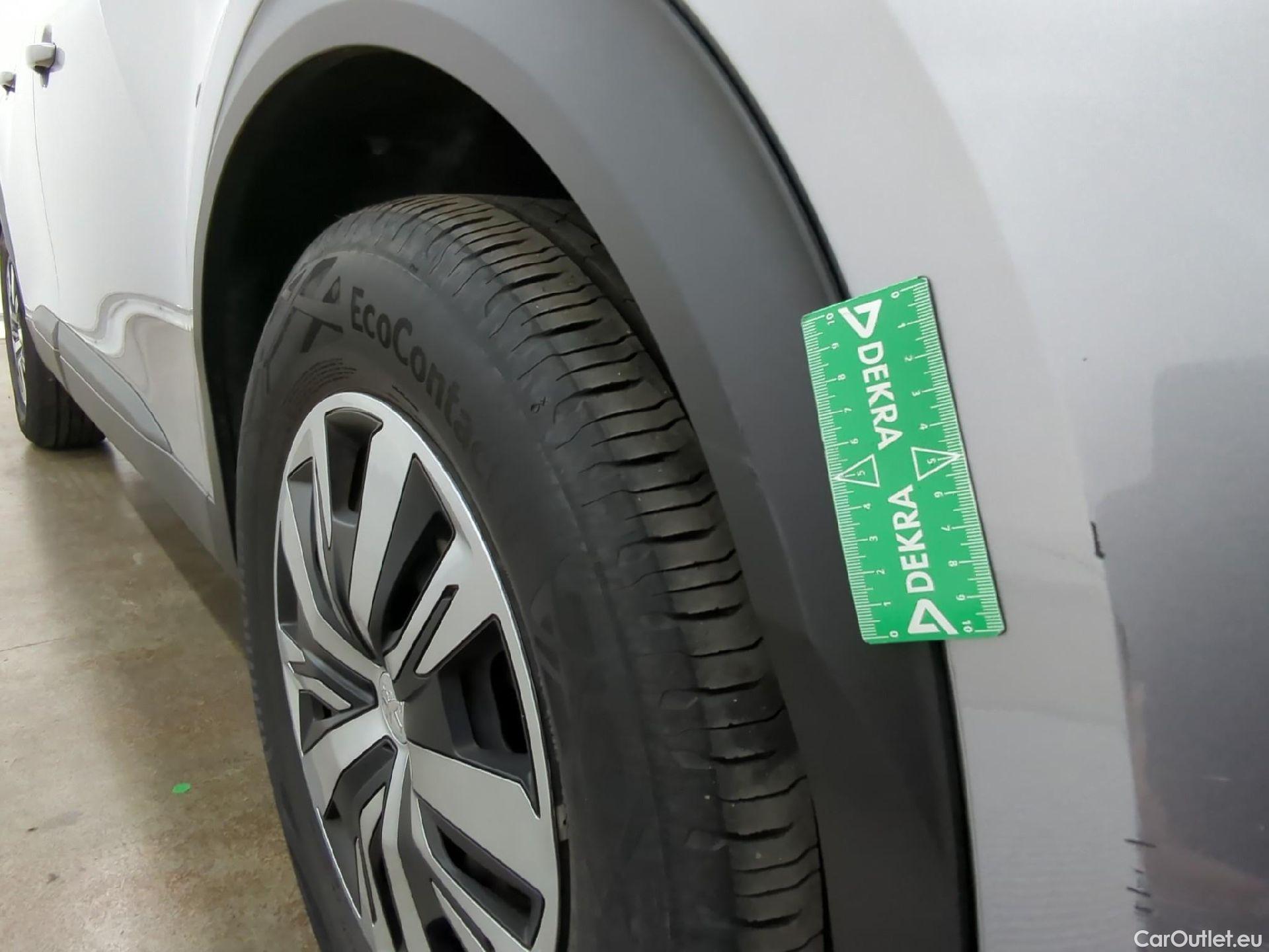  Peugeot  2008  (e-) Active Pack 50kWh BVA #15